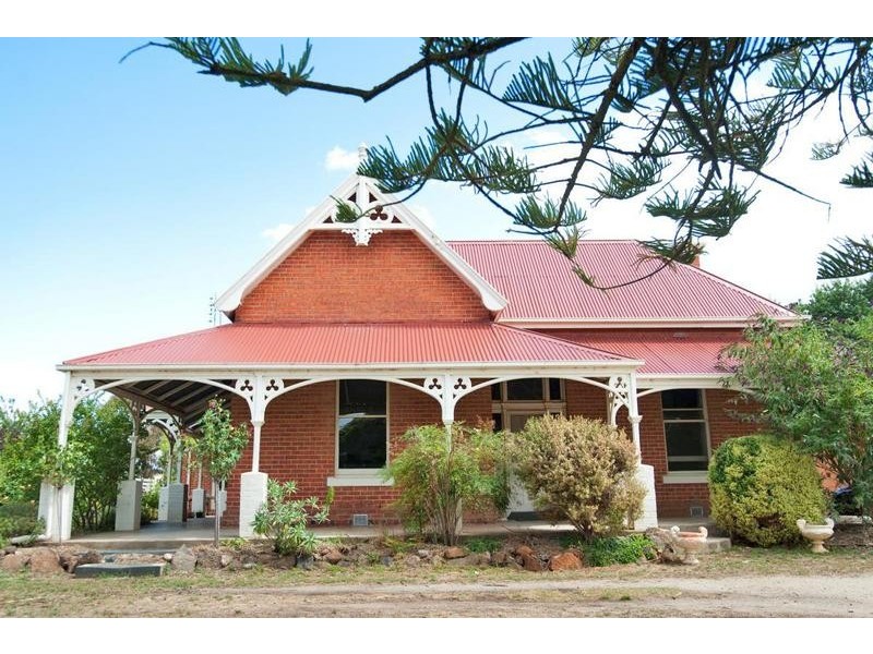 54 Churchill Avenue, Ararat VIC 3377