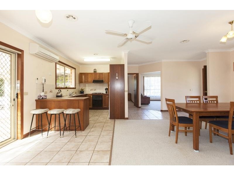 12 Blackie Avenue, Ararat VIC 3377