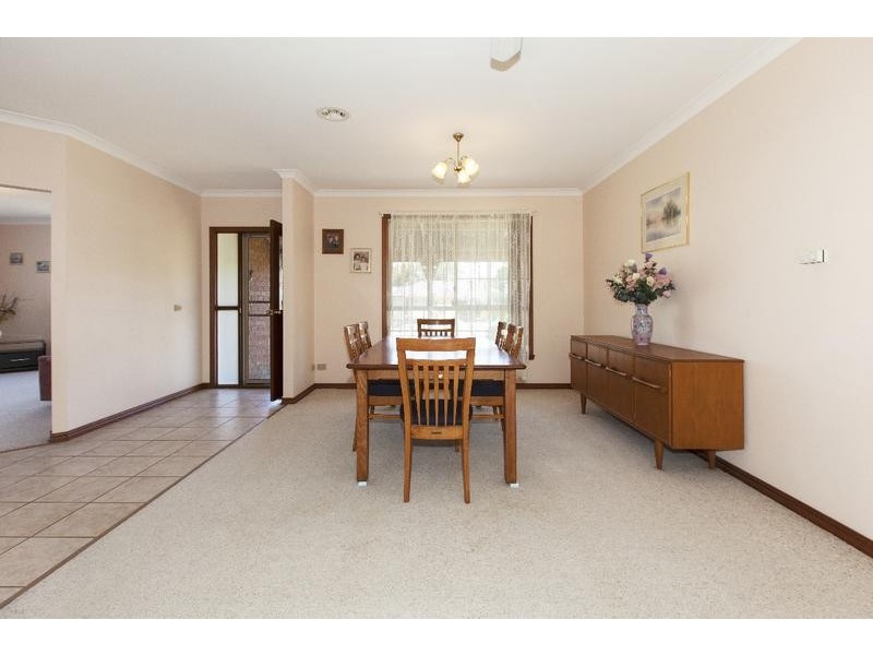 12 Blackie Avenue, Ararat VIC 3377