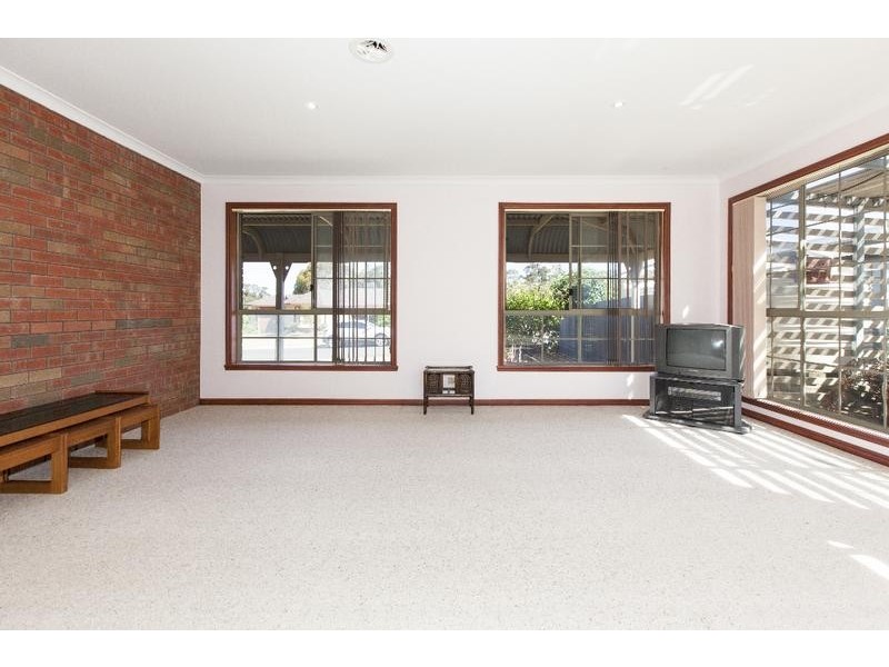 12 Blackie Avenue, Ararat VIC 3377