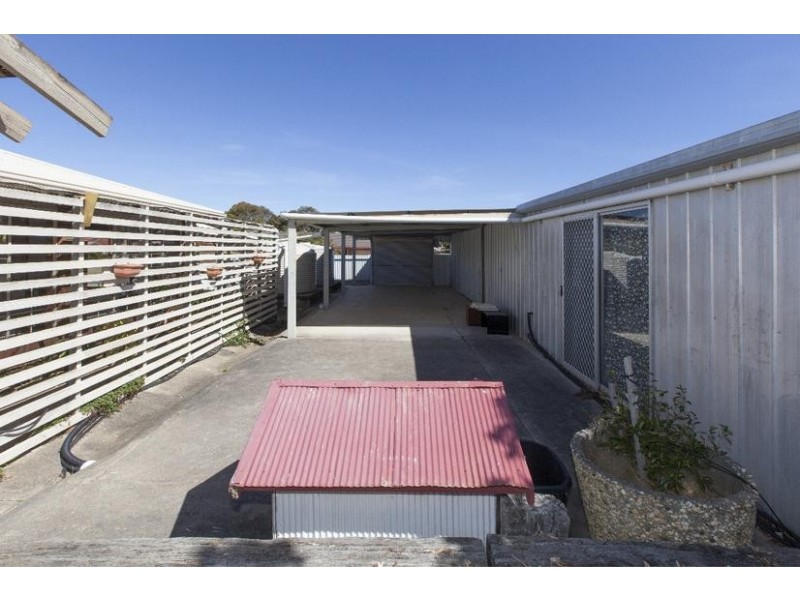 12 Blackie Avenue, Ararat VIC 3377