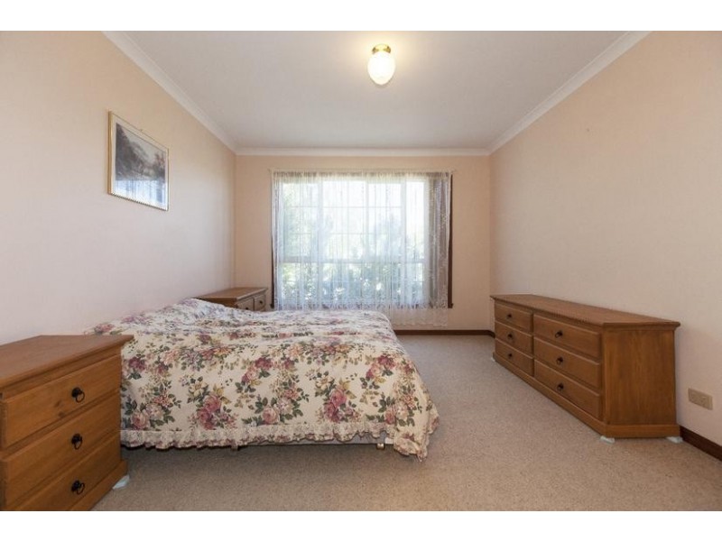 12 Blackie Avenue, Ararat VIC 3377