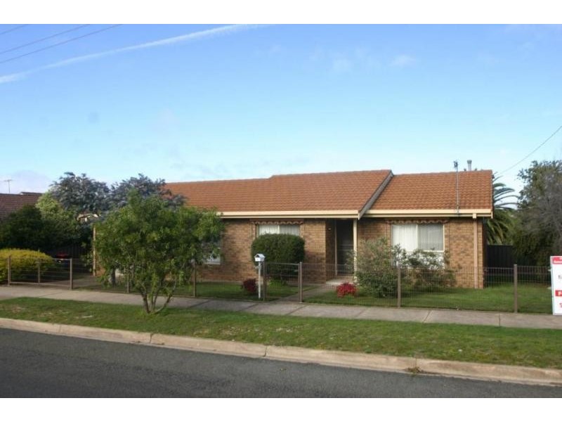 80 Moore Street, Ararat VIC 3377