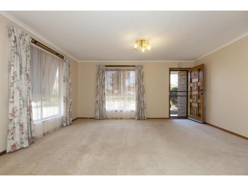 80 Moore Street, Ararat VIC 3377