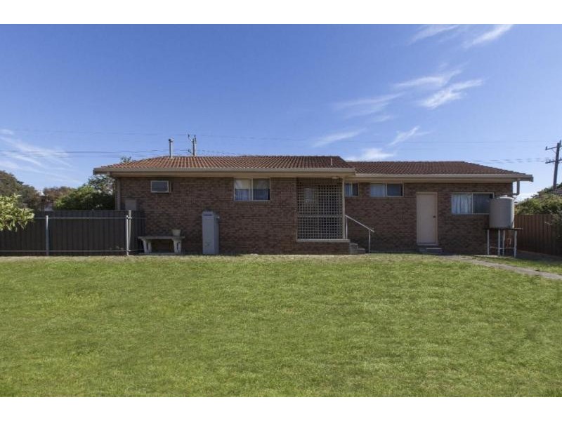 80 Moore Street, Ararat VIC 3377