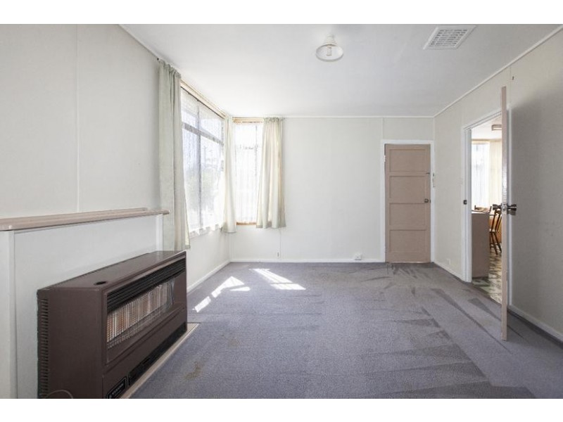 17 Stevens Crescent, Ararat VIC 3377