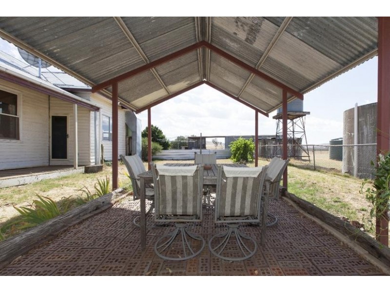 696 Ararat – St Arnaud Road, Crowlands VIC 3377