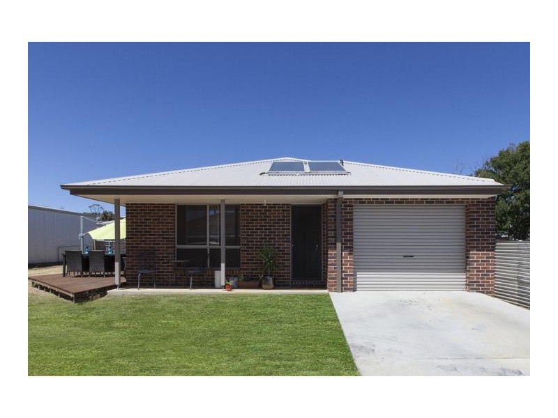 384A Barkly Street, Ararat VIC 3377