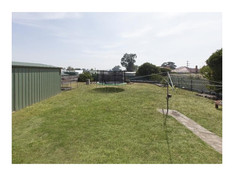 50 Banfield Street, Ararat VIC 3377