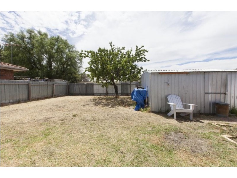 15 Marx Crescent, Ararat VIC 3377