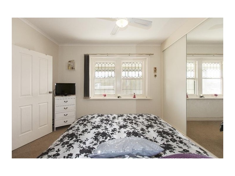 6 Queens Avenue, Ararat VIC 3377