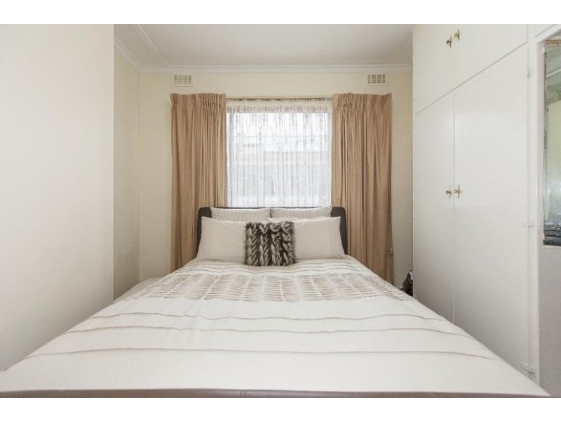 17 Hewitt Street, Ararat VIC 3377