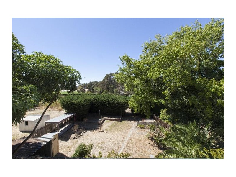 8 Lambert Street, Ararat VIC 3377