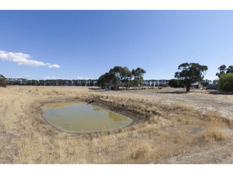 44 Wickliffe Road, Willaura VIC 3379