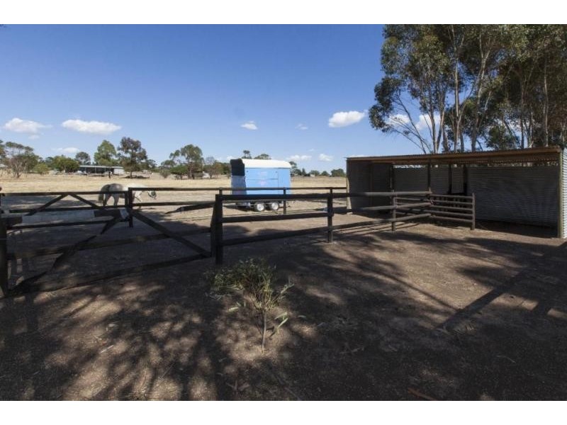 44 Wickliffe Road, Willaura VIC 3379