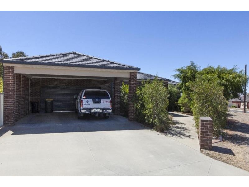 26 Henderson Street, Ararat VIC 3377