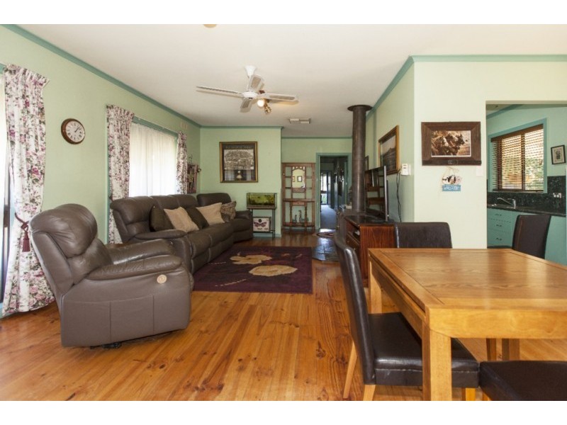 29 Ayrey Street, Willaura VIC 3379