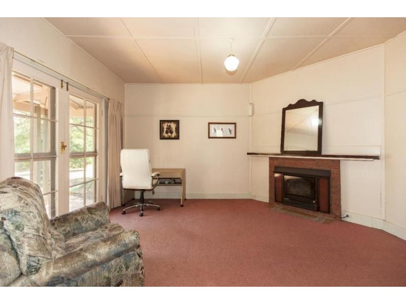1048 Buangor – Ben Nevis Road, Warrak VIC 3377
