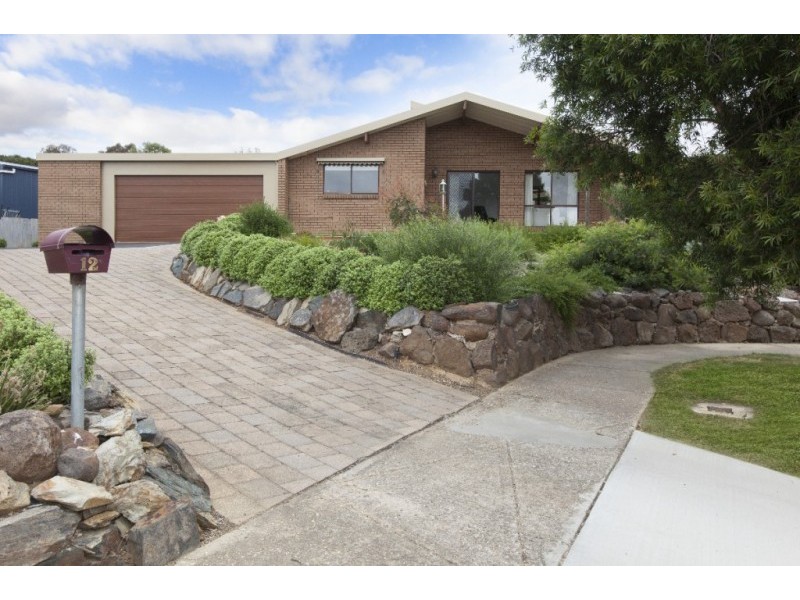 12 Kimbarra Court, Ararat VIC 3377