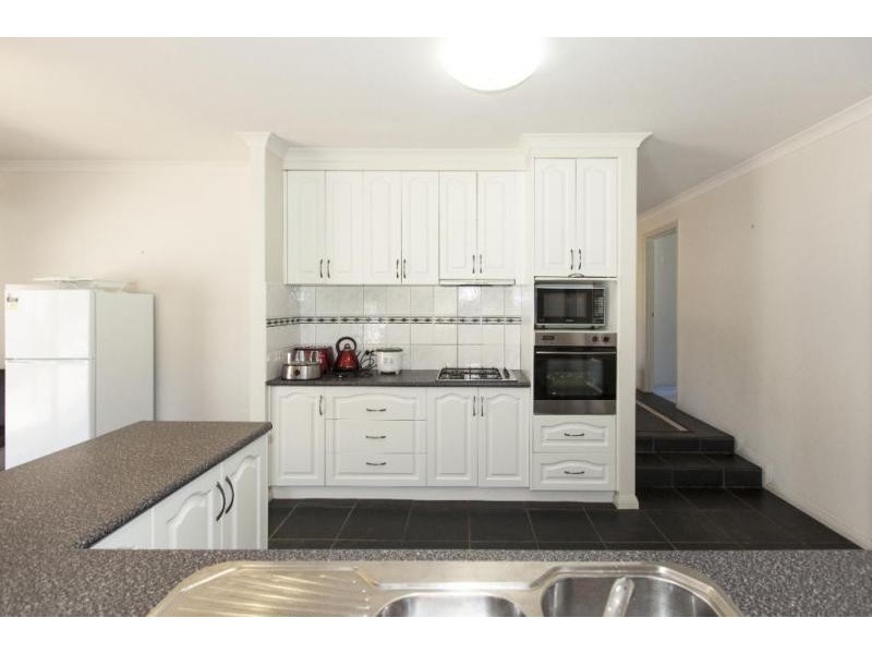 3 Scotts Rise, Ararat VIC 3377