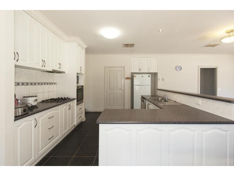 3 Scotts Rise, Ararat VIC 3377