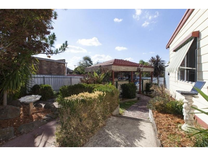 14 Clarke Street, Ararat VIC 3377
