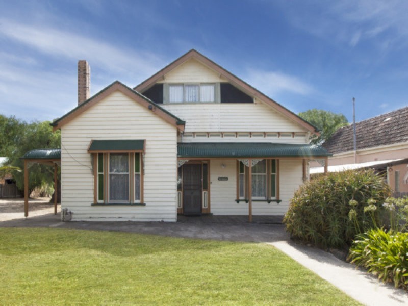 28 Banfield Street, Ararat VIC 3377