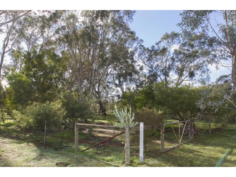 Lot 1,  Corner Ash Grove & McNeill Street, Ararat VIC 3377