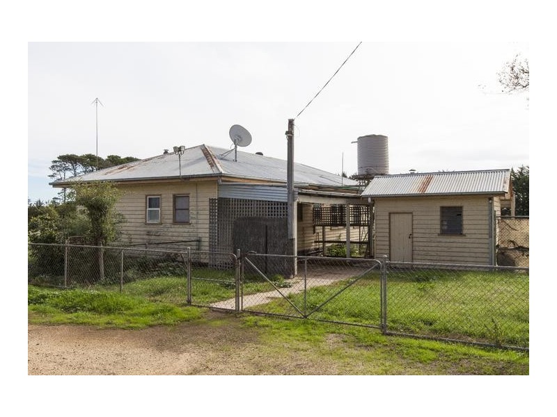 260 Nerrin Nerrin Estate Road, Lake Bolac VIC 3351