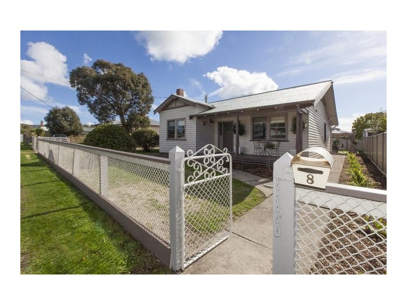8 McLean Street, Ararat VIC 3377