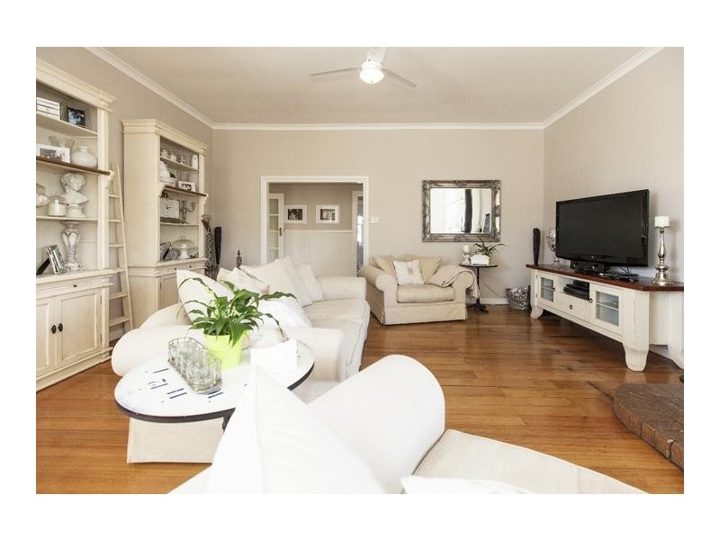 8 McLean Street, Ararat VIC 3377