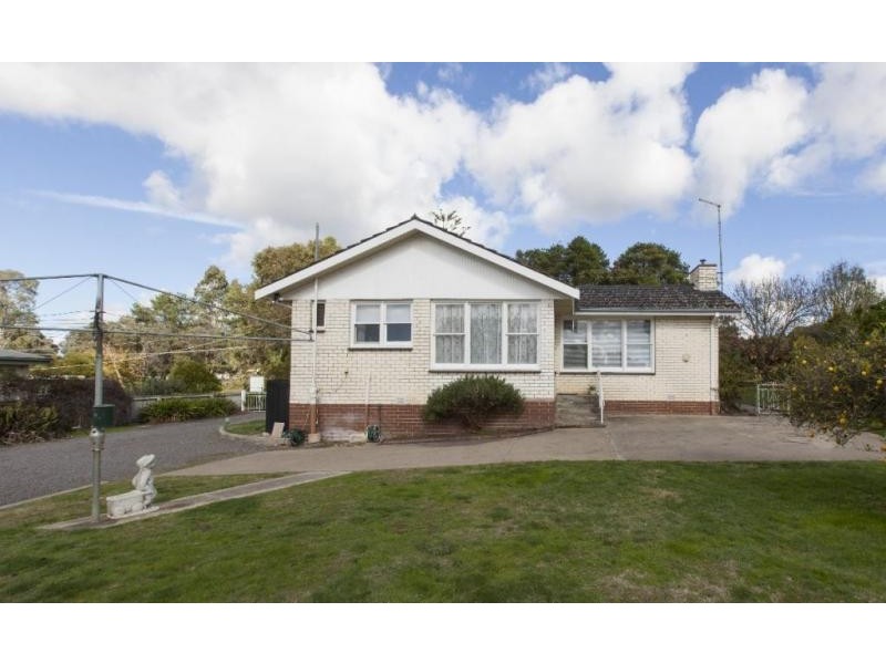 1 Crouch Street, Ararat VIC 3377