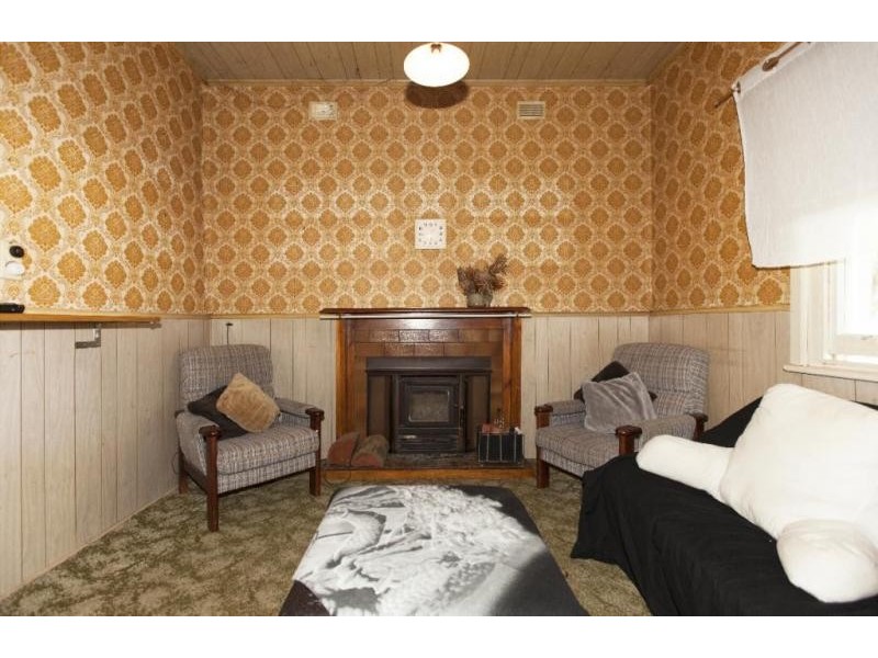 7 Ford Street, Ararat VIC 3377