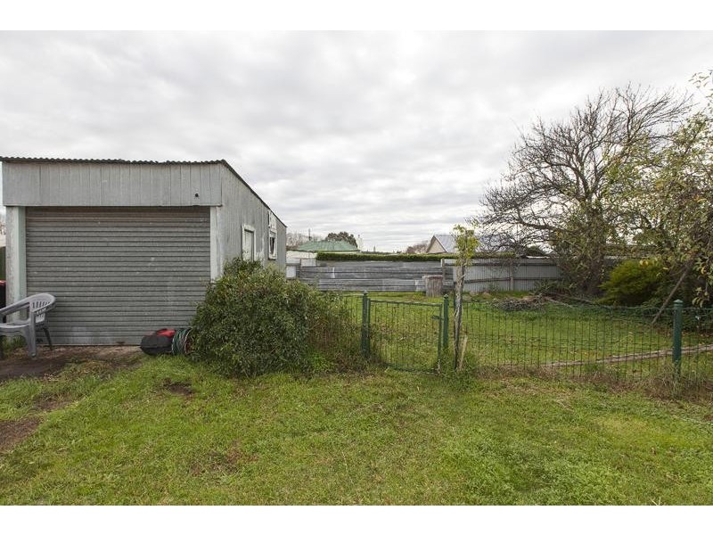 19 Marx Crescent, Ararat VIC 3377