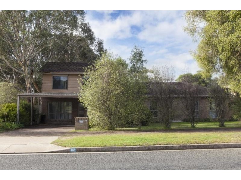 82 Banfield Street, Ararat VIC 3377