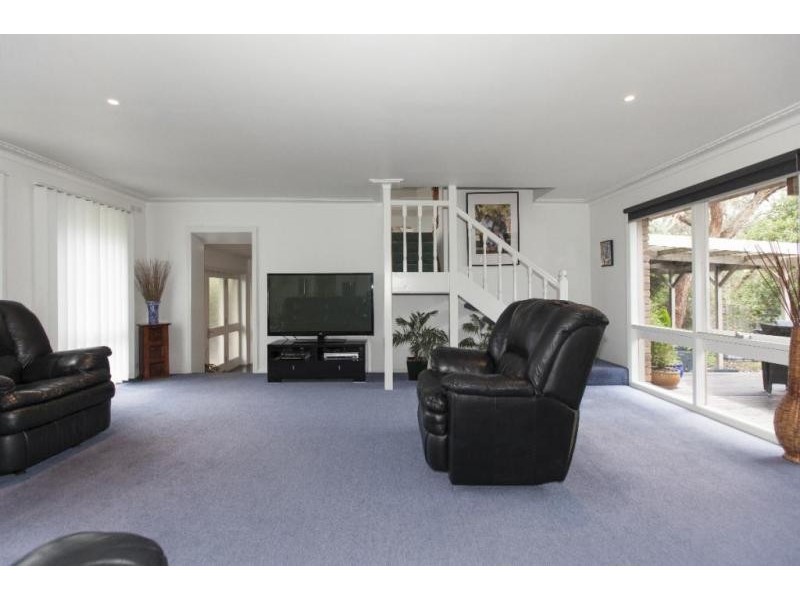 82 Banfield Street, Ararat VIC 3377