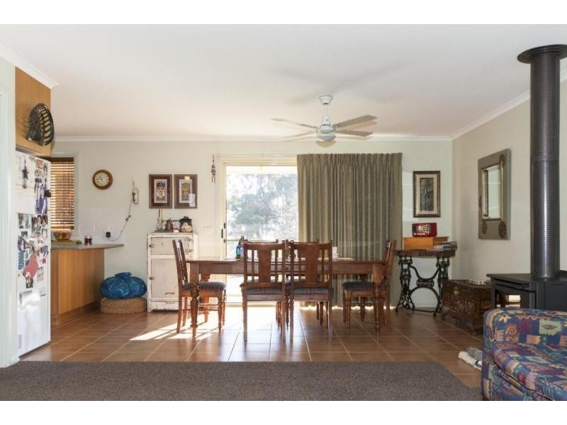 47 Churchill Avenue, Ararat VIC 3377