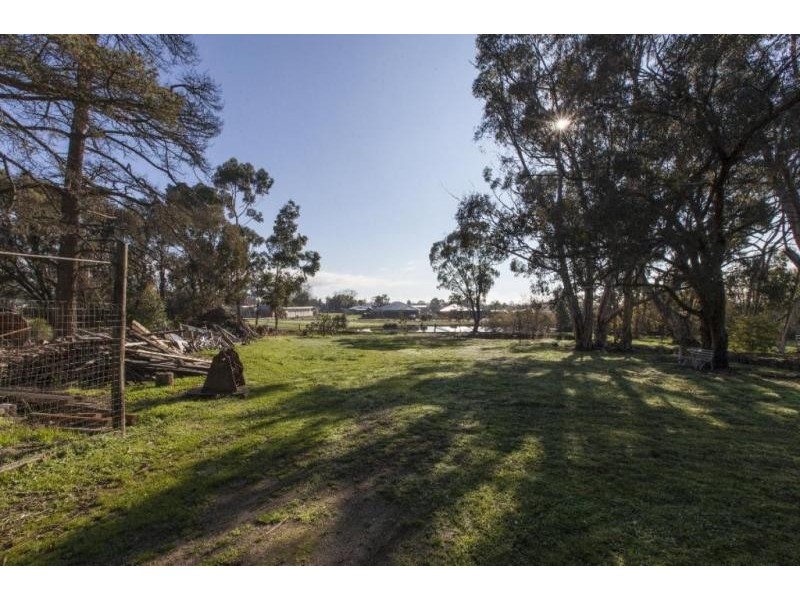 47 Churchill Avenue, Ararat VIC 3377