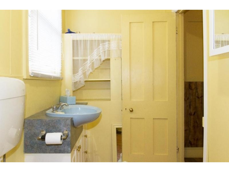 34 Benbow Street, Ararat VIC 3377