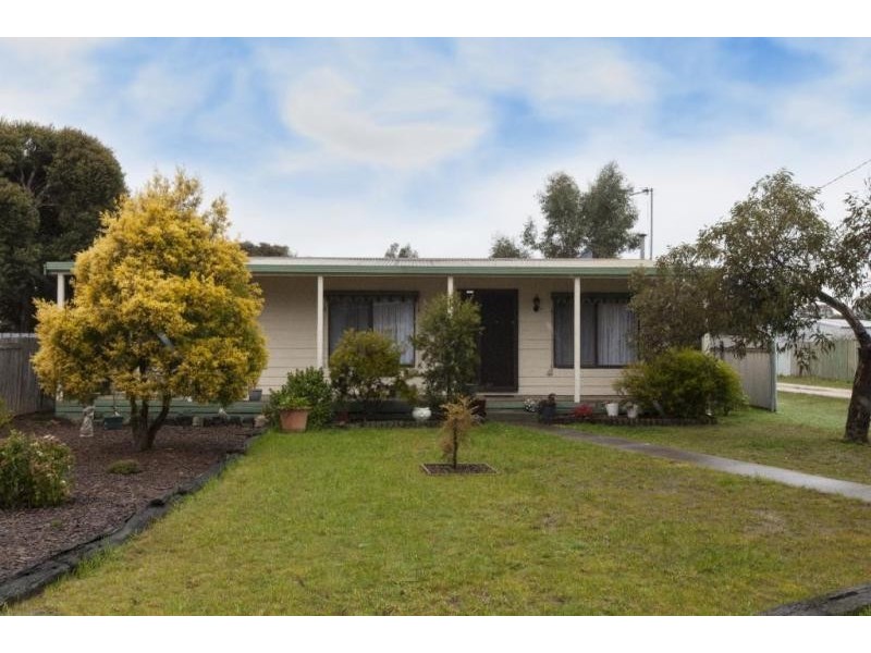 42 Dean Street, Ararat VIC 3377