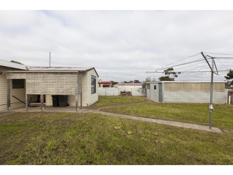 13 Stevens Crescent, Ararat VIC 3377