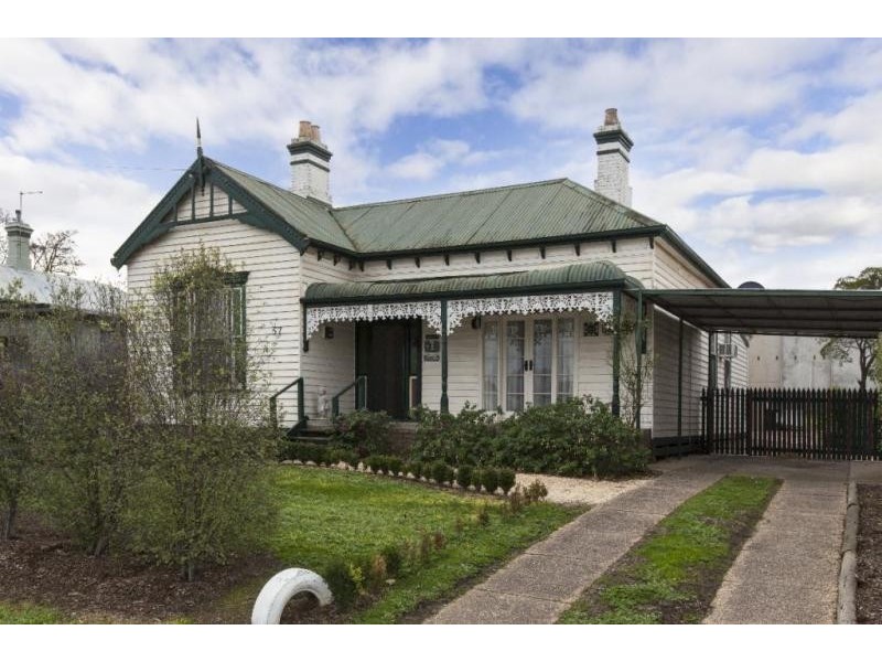 57 Moore Street, Ararat VIC 3377