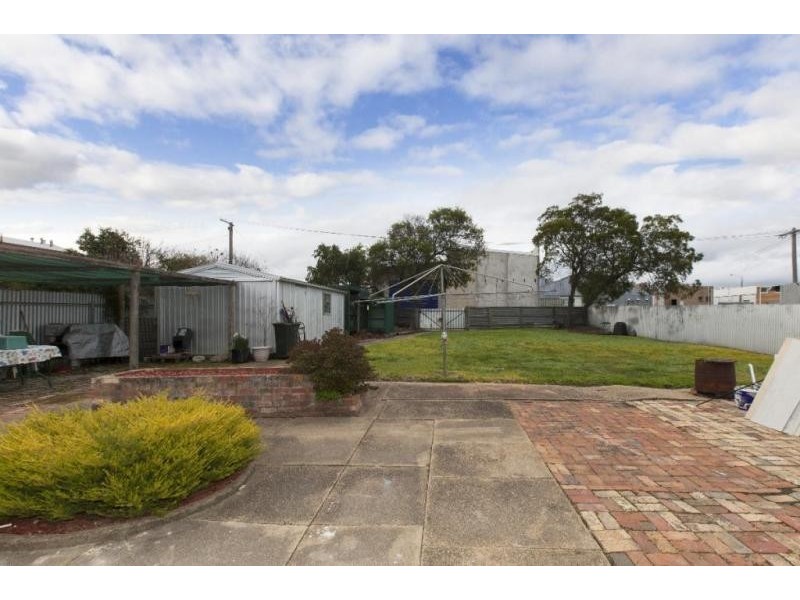 57 Moore Street, Ararat VIC 3377