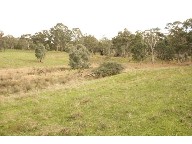 1 Pyrenees Highway, Elmhurst VIC 3469