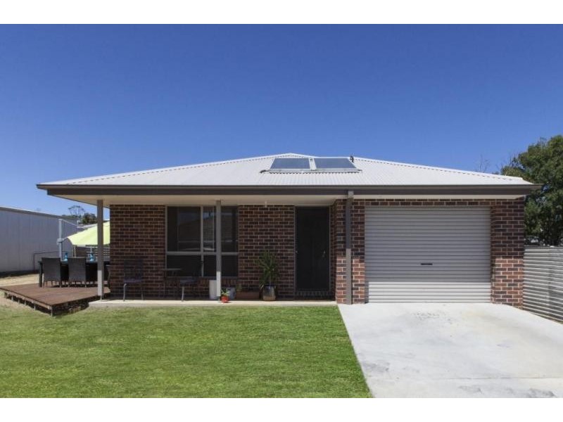 384A Barkly Street, Ararat VIC 3377