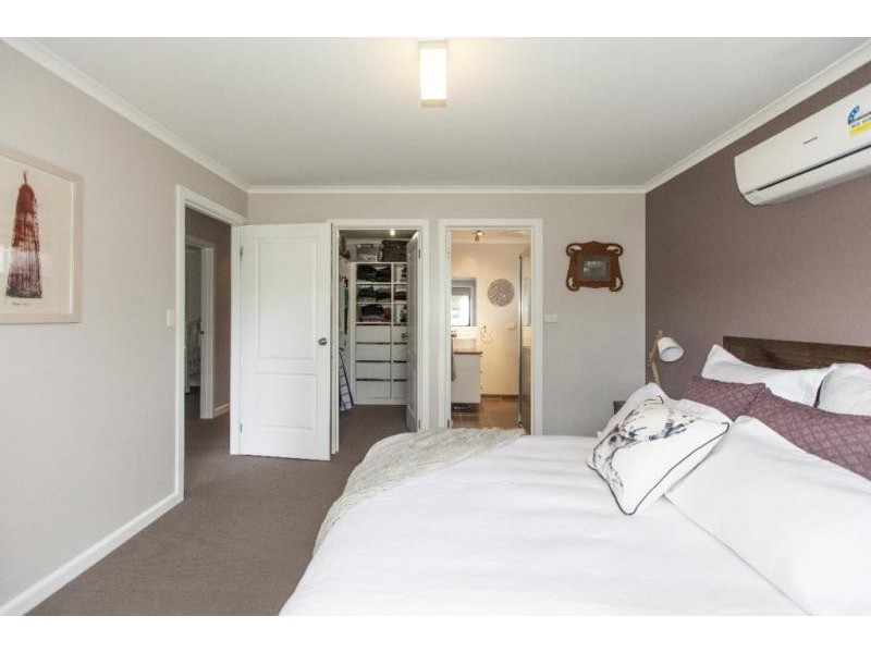 76 Banfield Street, Ararat VIC 3377