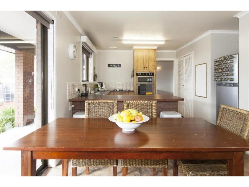 76 Banfield Street, Ararat VIC 3377