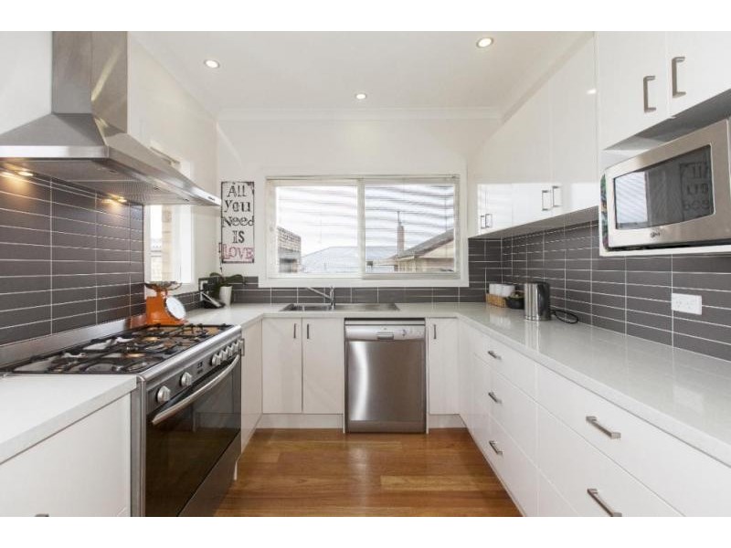 34 Barkly Street West, Ararat VIC 3377