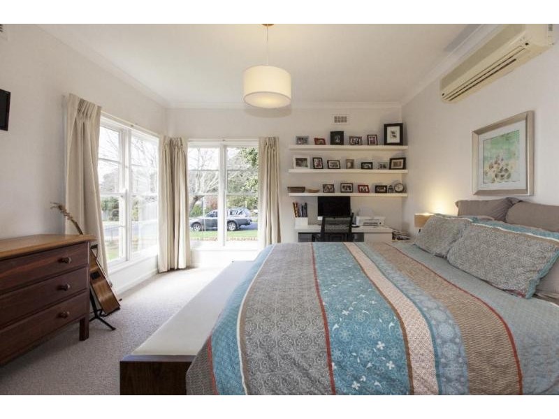 34 Barkly Street West, Ararat VIC 3377