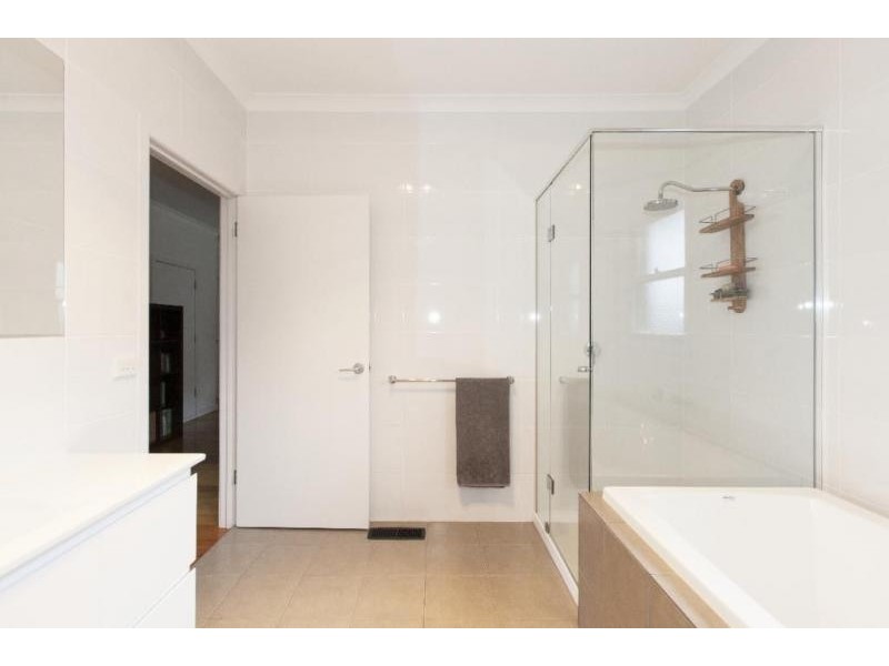 34 Barkly Street West, Ararat VIC 3377